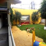 Creche (day Care)